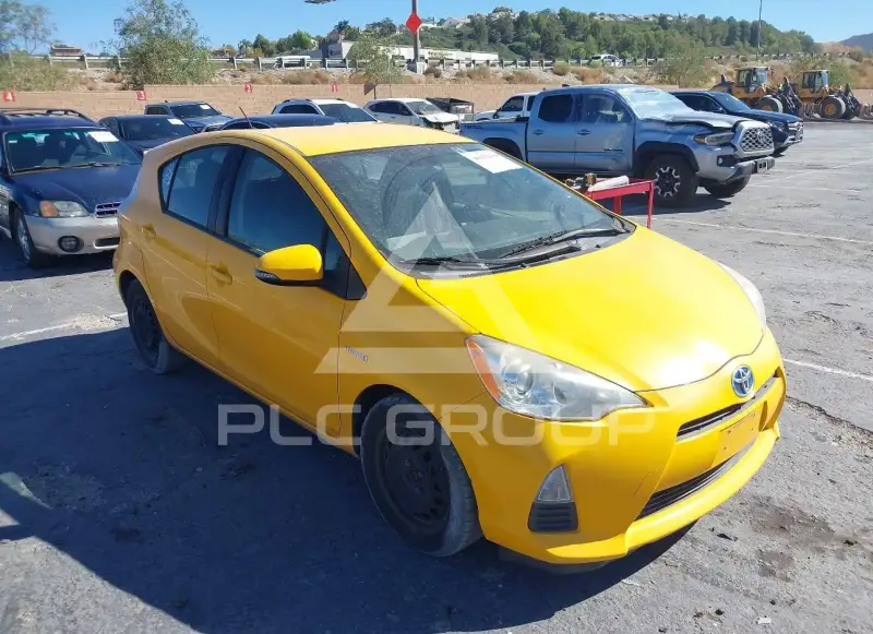 2014 Toyota PRIUS фото