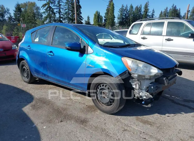 2014 Toyota PRIUS фото