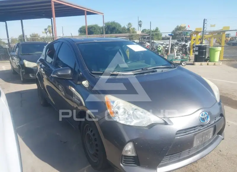 2014 Toyota PRIUS photo