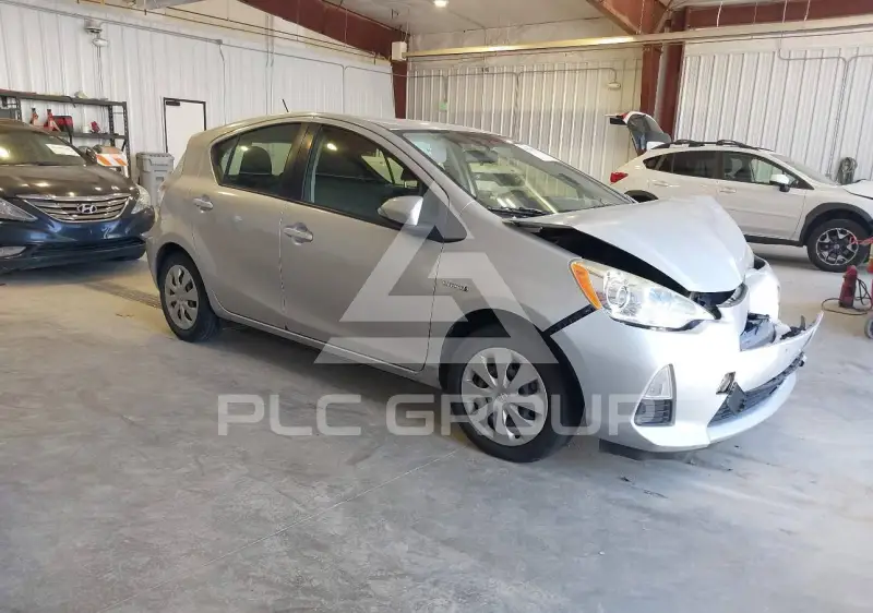 2014 Toyota PRIUS photo