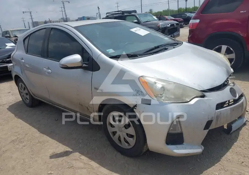 2014 Toyota PRIUS фото