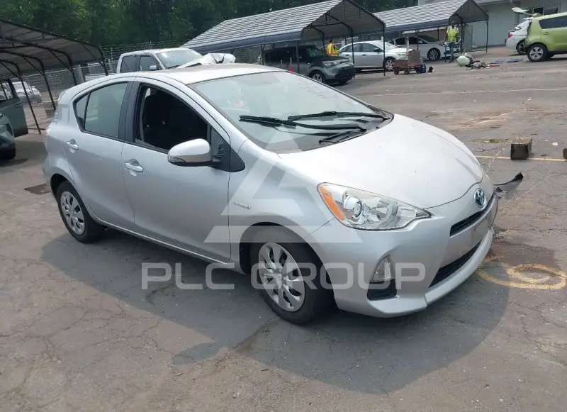 2014 Toyota PRIUS photo