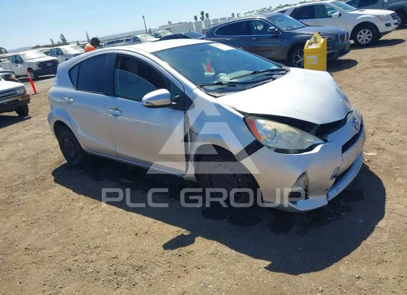 2014 Toyota PRIUS фото