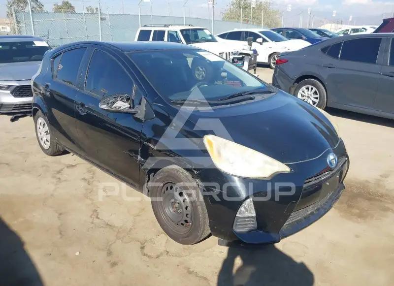2014 Toyota PRIUS photo