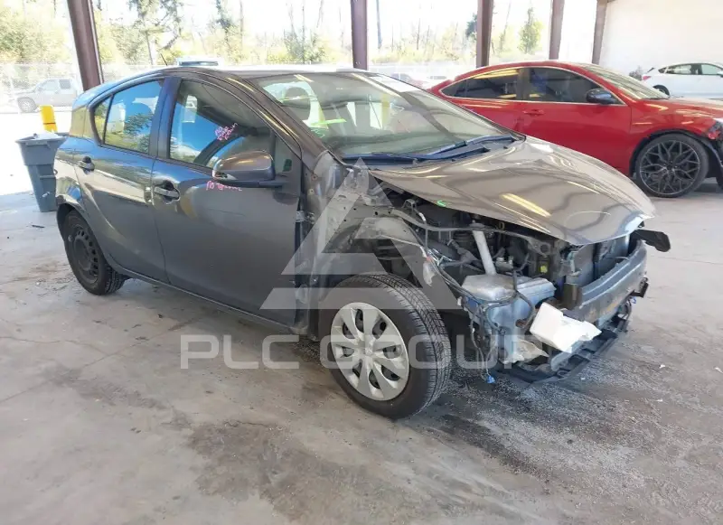 2014 Toyota PRIUS фото
