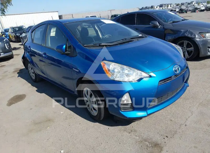2014 Toyota PRIUS photo