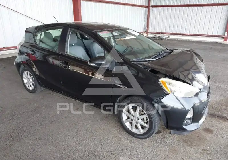 2014 Toyota PRIUS photo