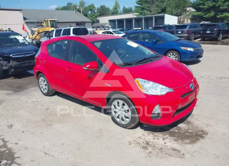 2014 Toyota PRIUS фото