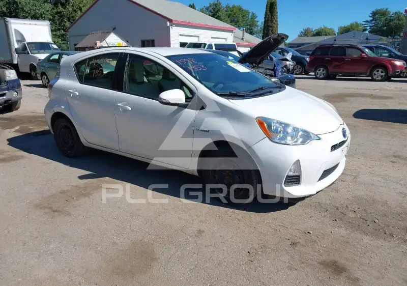 2014 Toyota PRIUS photo