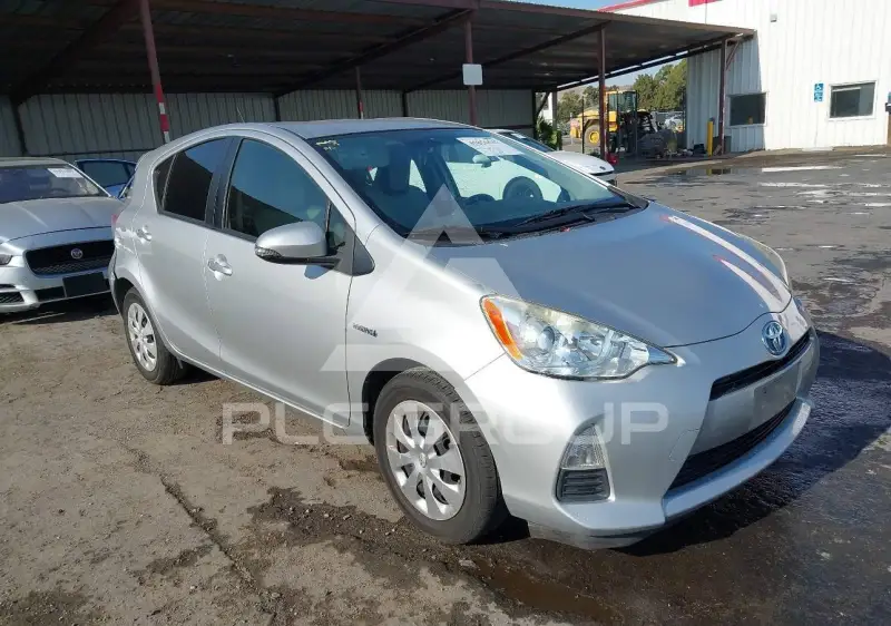2014 Toyota PRIUS фото