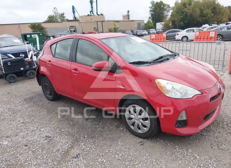 2014 Toyota PRIUS фото