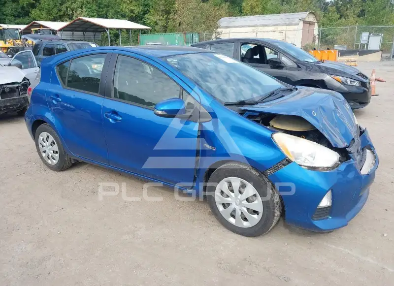 2014 Toyota PRIUS фото