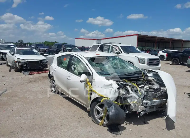 2014 Toyota PRIUS photo