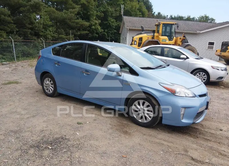 2014 Toyota PRIUS фото