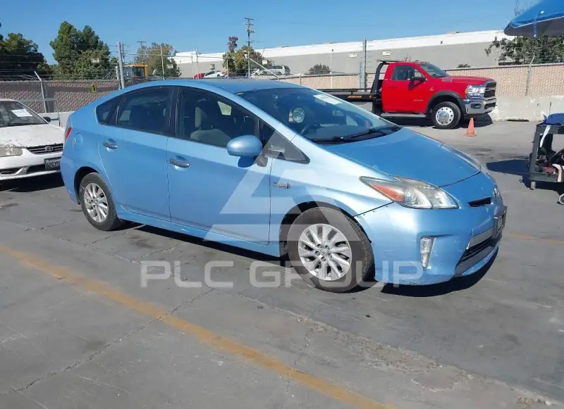 2014 Toyota PRIUS фото