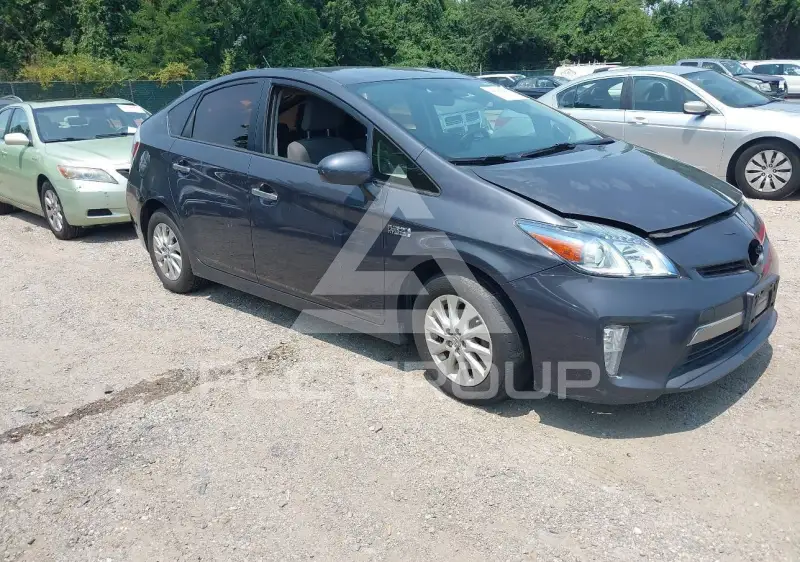 2014 Toyota PRIUS фото