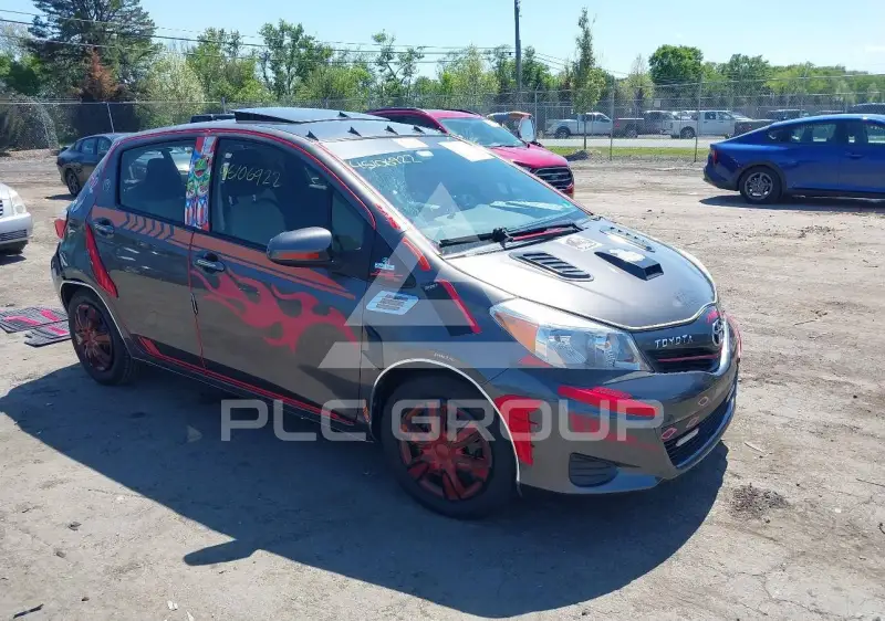 2014 Toyota YARIS фото