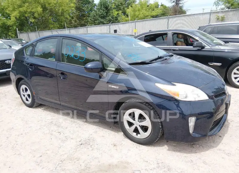 2014 Toyota PRIUS фото