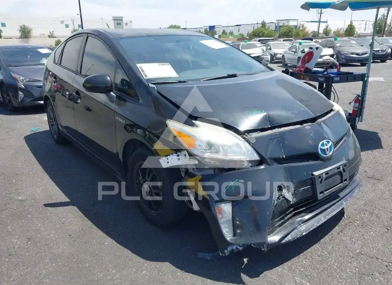 2014 Toyota PRIUS фото