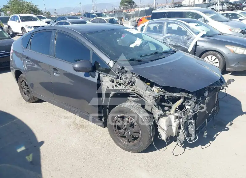 2014 Toyota PRIUS фото