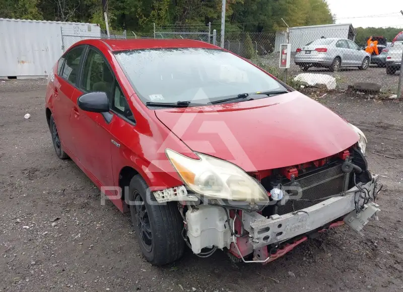 2014 Toyota PRIUS фото