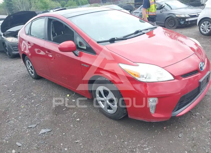 2014 Toyota PRIUS photo