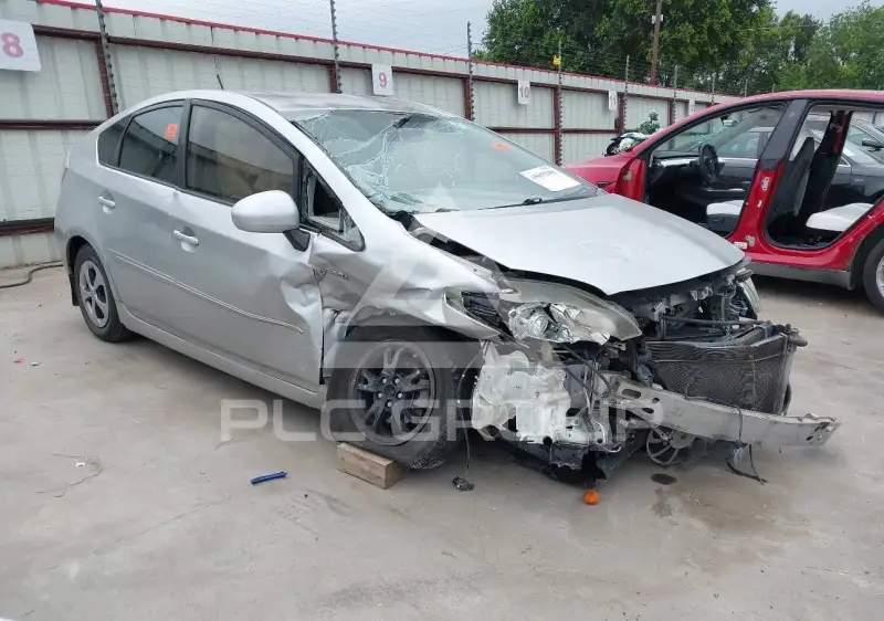 2014 Toyota PRIUS фото