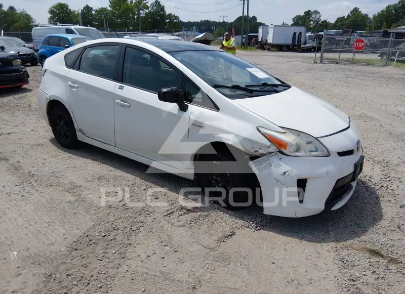 2014 Toyota PRIUS фото