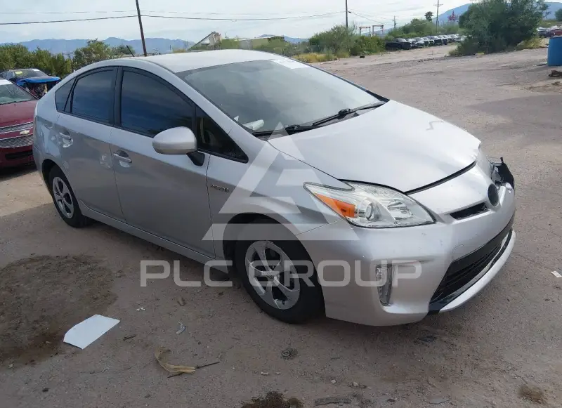 2014 Toyota PRIUS фото