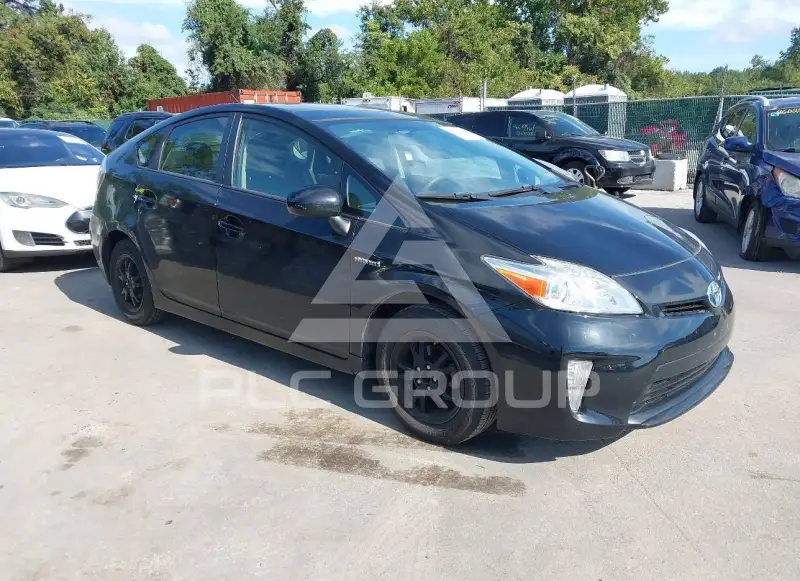 2014 Toyota PRIUS фото