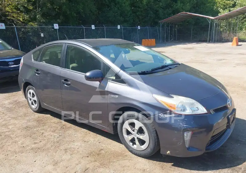 2014 Toyota PRIUS photo