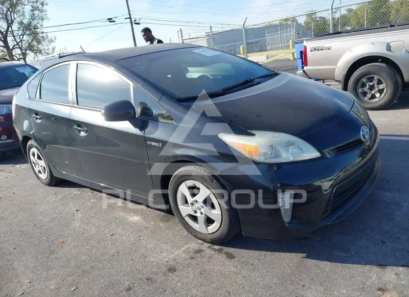 2014 Toyota PRIUS photo