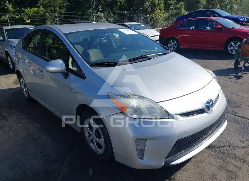 2014 Toyota PRIUS photo