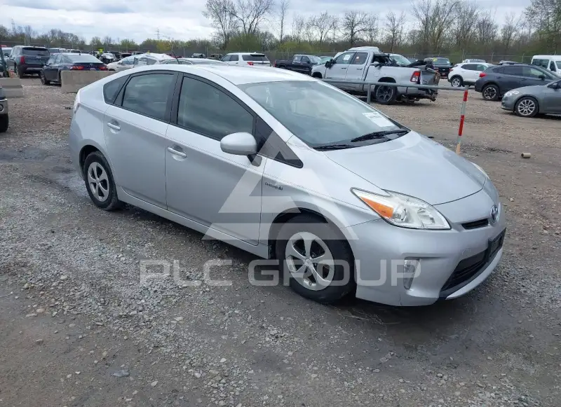 2014 Toyota PRIUS photo