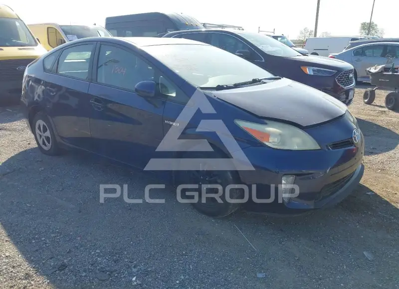 2014 Toyota PRIUS фото