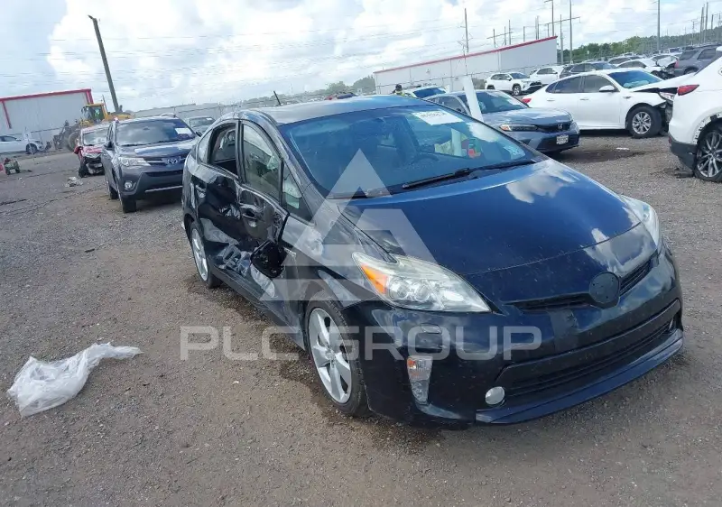 2014 Toyota PRIUS фото