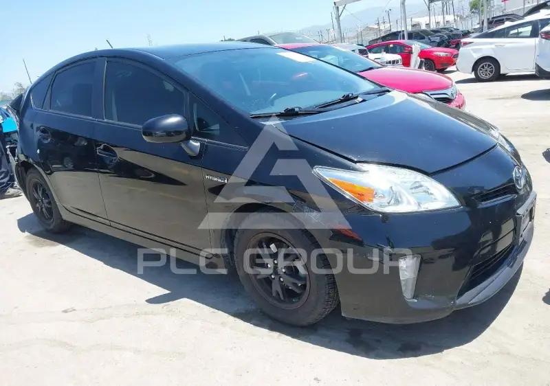 2014 Toyota PRIUS фото