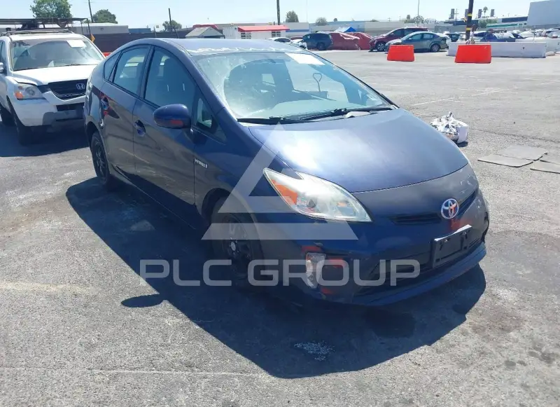 2014 Toyota PRIUS photo