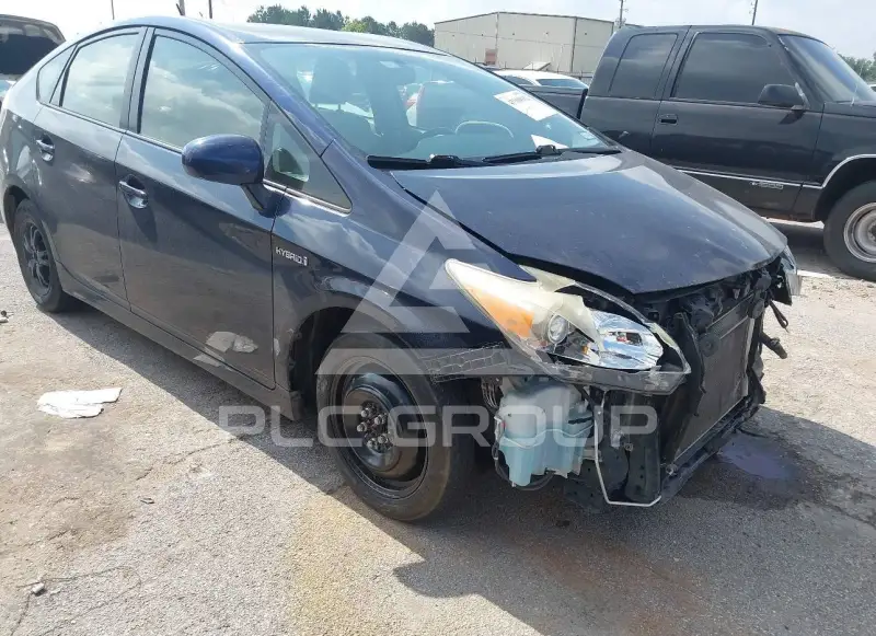 2014 Toyota PRIUS фото