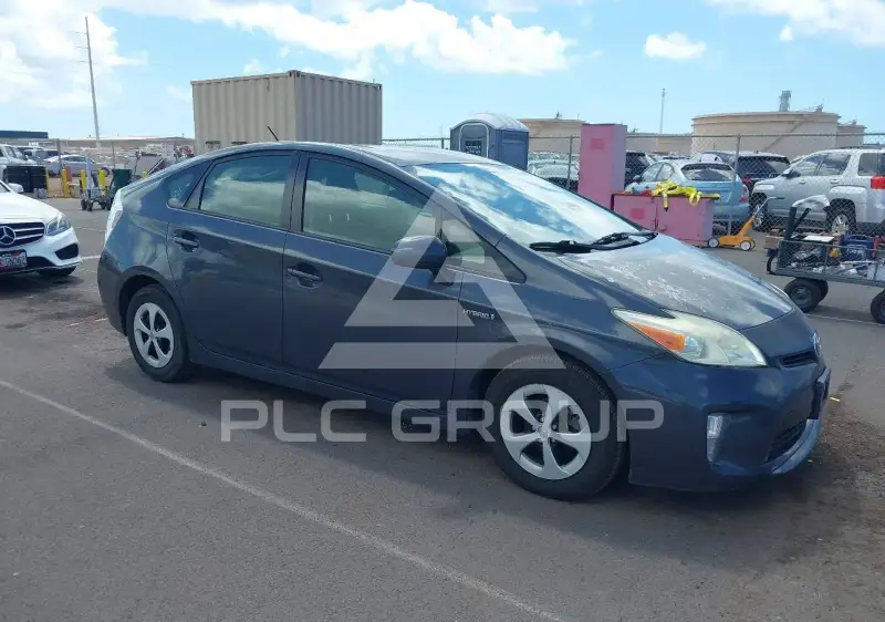 2014 Toyota PRIUS фото