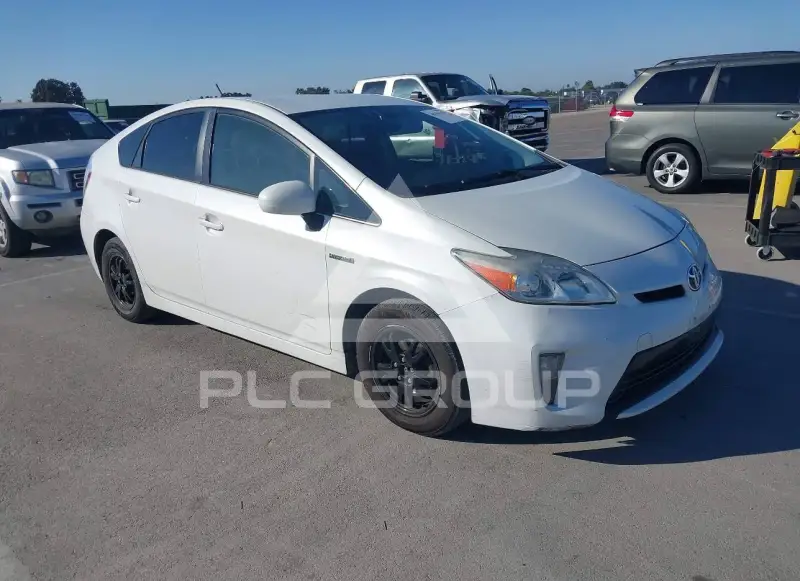 2014 Toyota PRIUS фото