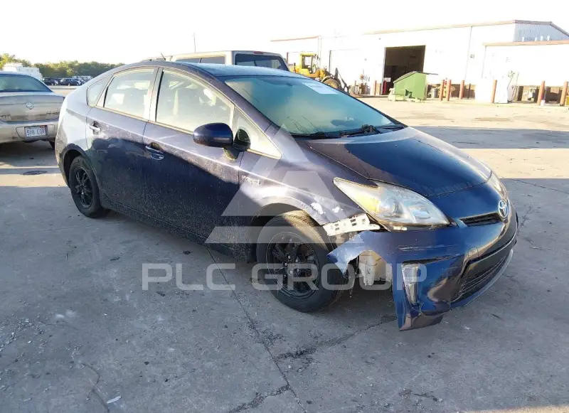 2014 Toyota PRIUS фото