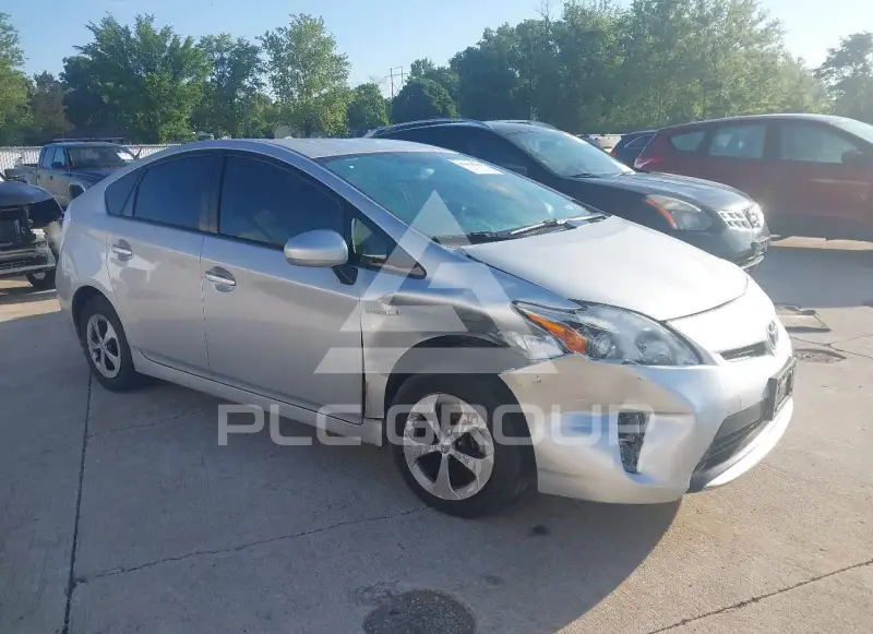 2014 Toyota PRIUS фото
