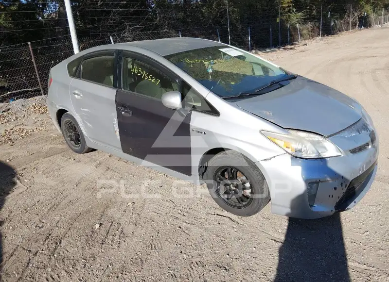 2014 Toyota PRIUS фото