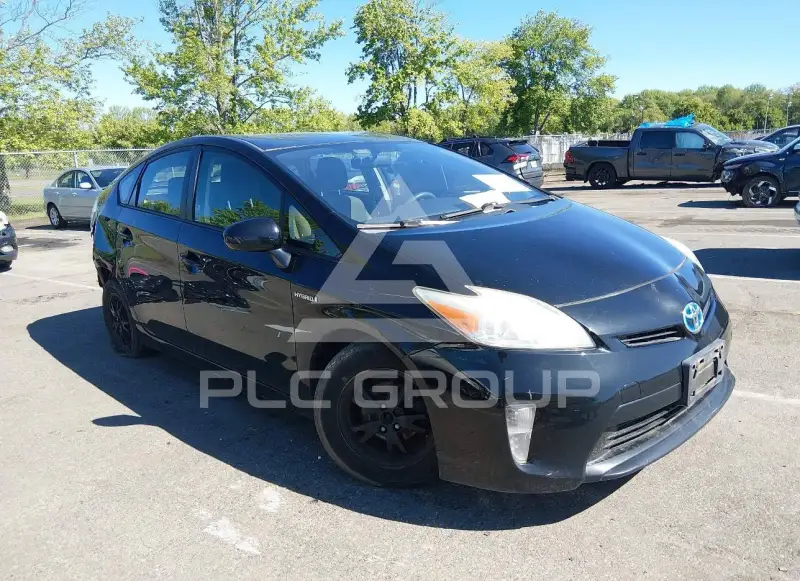 2014 Toyota PRIUS фото