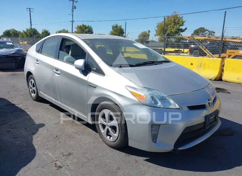 2014 Toyota PRIUS photo