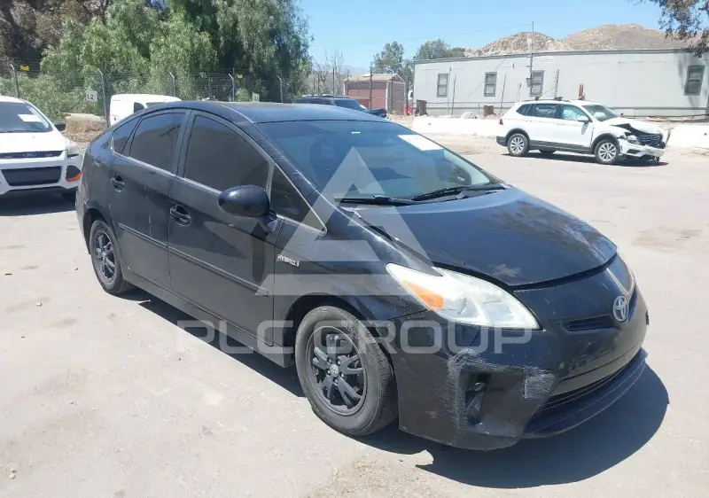 2014 Toyota PRIUS фото