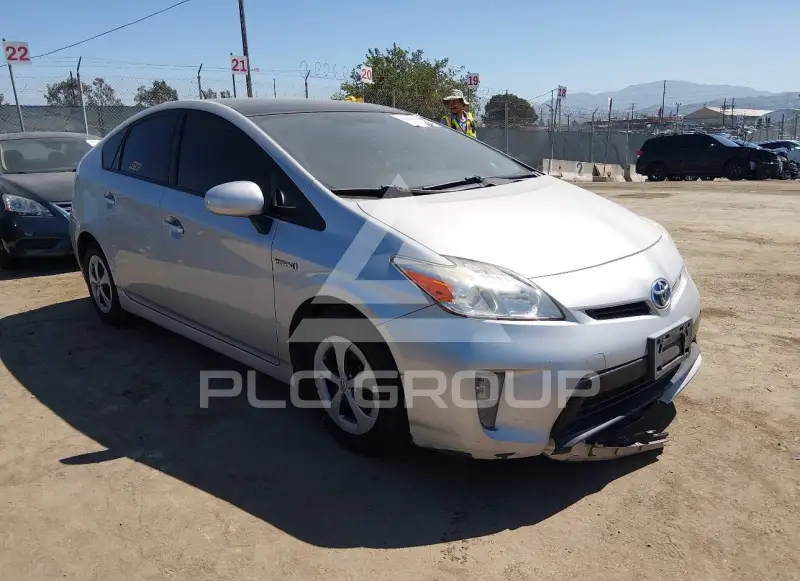 2014 Toyota PRIUS фото