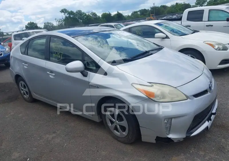 2014 Toyota PRIUS photo