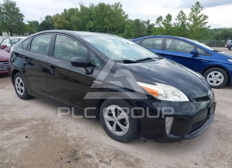 2014 Toyota PRIUS фото
